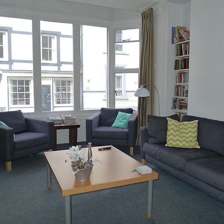 Totters Hostel Карнарфон Екстериор снимка