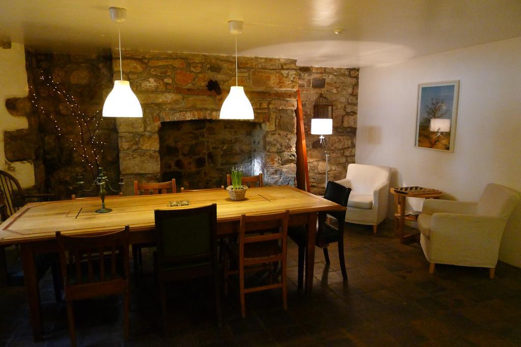Totters Hostel Карнарфон Екстериор снимка