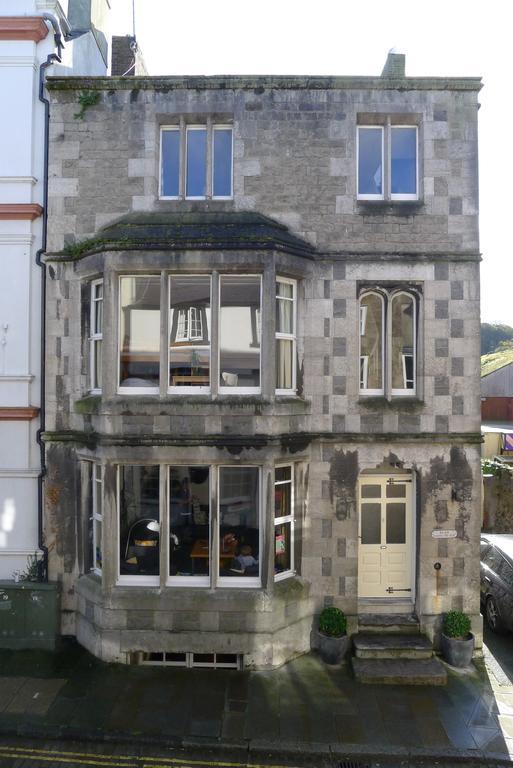 Totters Hostel Карнарфон Екстериор снимка